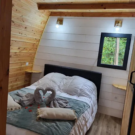 Pod Es Aqui Orman Evi