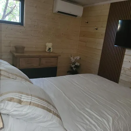 Pod Es Aqui Et Sa Cabanette ليْ